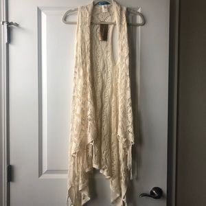 NWT sleeveless cardigan